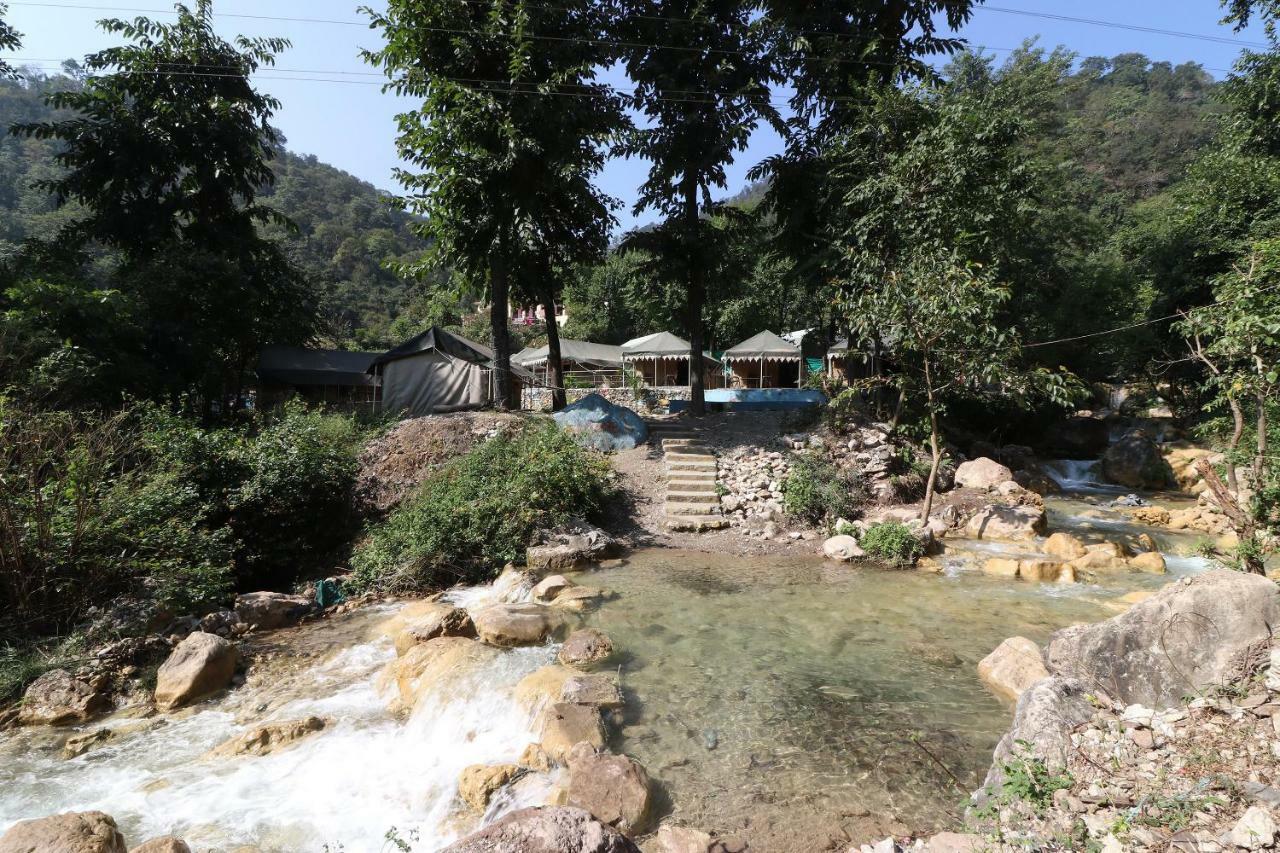 Oyo 23439 Tapovan Heights Camp & Resort Narendra Nagar Exteriér fotografie